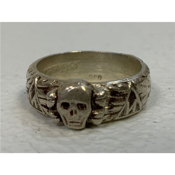 WWII GERMAN SILVER SS SCULL RING DEAT'S HEAD SS