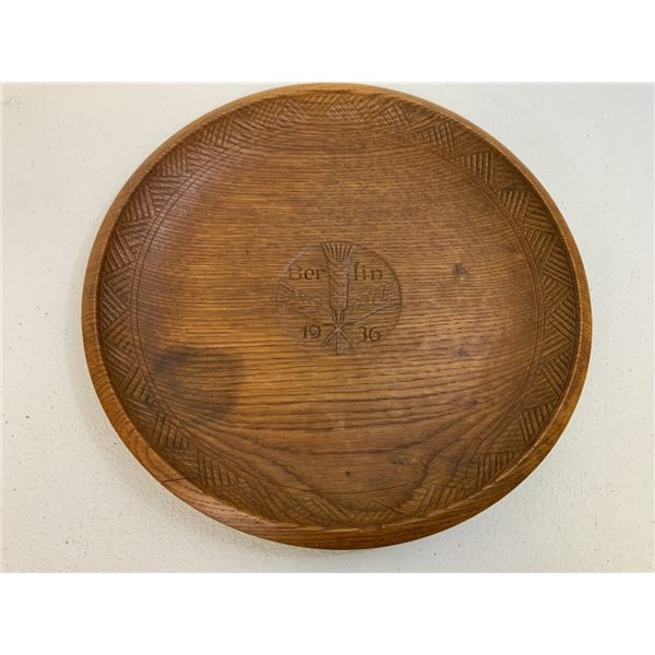 GERMANY THIRD REICH 1936 WORKING FRONT CARVED WOOD DECORATING WOODEN PLATE