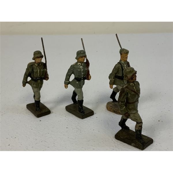 GERMAN NAZI PERIOD LINEOL / ELASTOLIN TOY SOLDIERS ARMY LOT OF 4