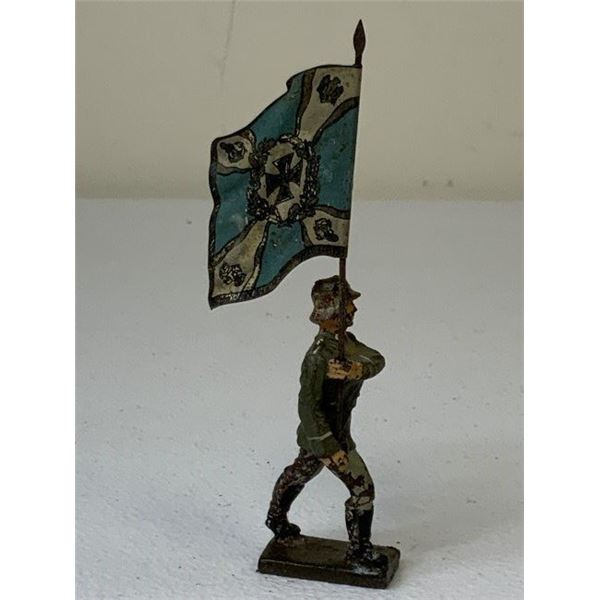GERMAN NAZI PERIOD LINEOL TOY SOLDIERS NAVY FLAG BEARER