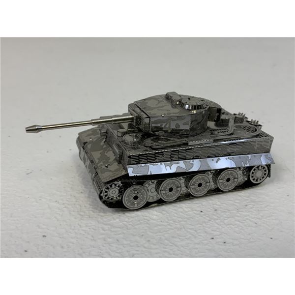 WWII GERMAN TIGER TANK ALL METAL MODEL