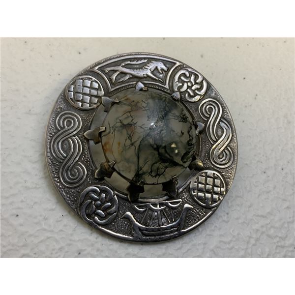 ANTIQUE STERLING SILVER SCOTTISH  BADGE BROOCH