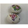 Image 2 : VINTAGE HUNGARIAN HEREND PORCELAIN FLORAL  3" EGG BOX LOT OF 2