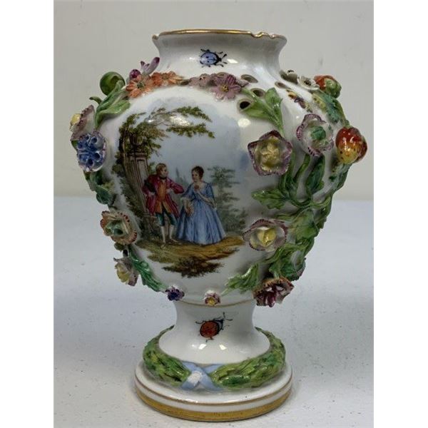 ANTIQUE MEISSEN PORCELAIN VASE