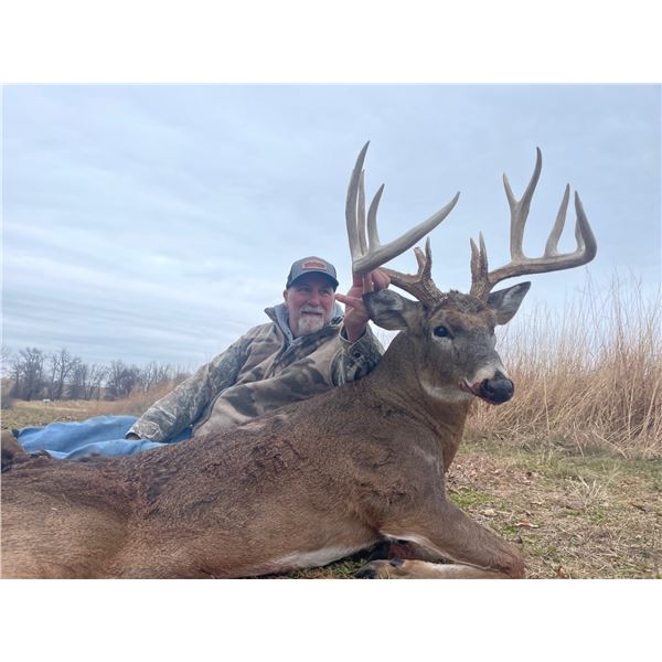6-Day Iowa Whitetail Hunt for 1 Hunter