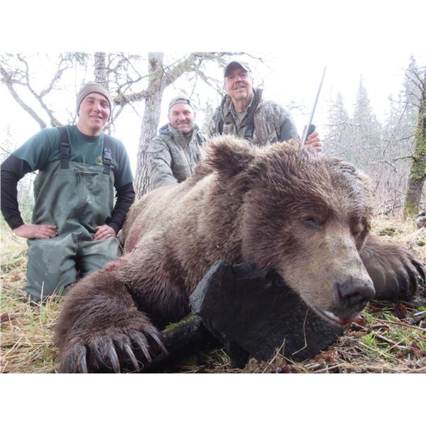 9-day Alaska Brown/Grizzly Bear, Black Bear, and Wolf Combo Hunt for One Hunter.