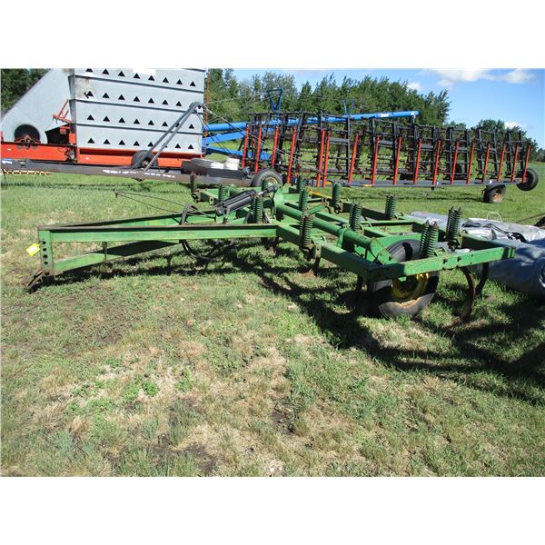 12' Cultivator with Ram
