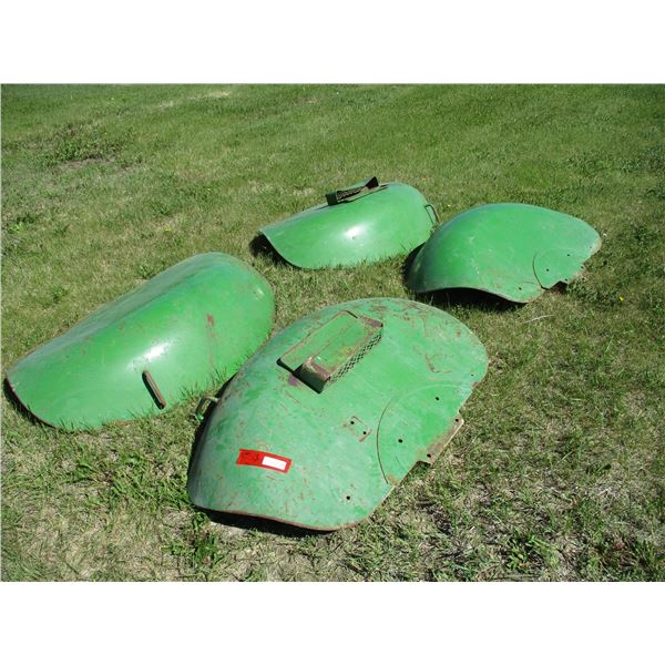 (4x Bid Price) 4020 John Deere Tractor Fenders