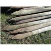 Image 4 : Mix Lot of Fence Poles 4-5" 110 Plus New + Used