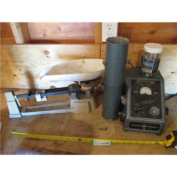 Moisture Tester with Scale 3" Top 3.5" Cell