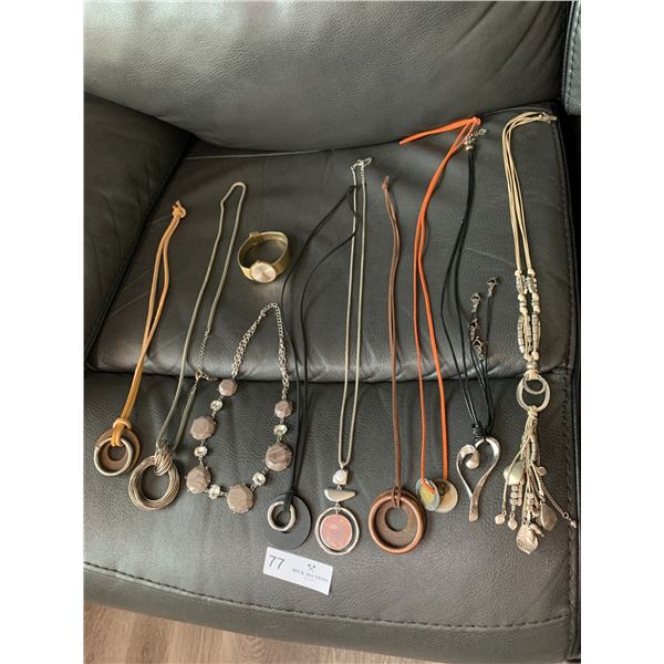 Assortment of Women's Jewelry