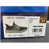 Image 2 : Skechers Men's Black Shoes (Size 11)