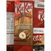 Image 2 : CASE LOT - KitKat Hazelnut Crunch Candy Bars 15x120g