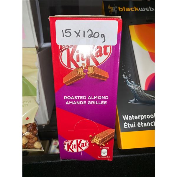 CASE LOT - KitKat Roasted Almond Candy Bars 15x120g