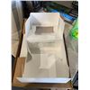 Image 3 : Lot of 150 9x9x4" Cake/ Pastry Boxes with Windows