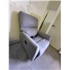 Image 2 : Gray Upholstered Electric Recliner Chair