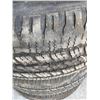 Image 2 : Lot of 3 Goodyear P275/60R20 Wrangler SR-A