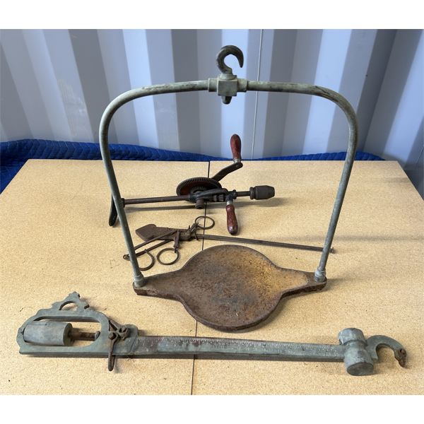 LOT OF 3 - BALANCE SCALES & VINTAGE BRACE