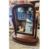 Image 2 : Vintage desk vanity mirror - 23"H