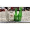 Image 2 : 4 Vintage pop bottles