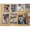 Image 4 : 17 hockey cards, 1 large
