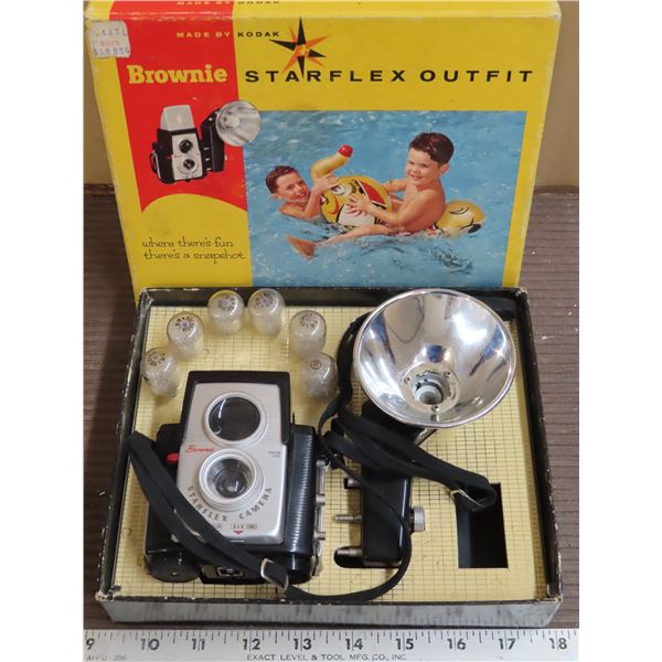 Vintage Brownie Star flex outfit camera – made by Kodak