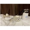 Image 1 : 2 teapots, sugar bowl, and large Corning ware, cornflower coffee percolator.