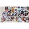 Image 2 : 50 assorted Hockey cards