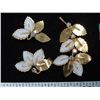 Image 2 : 2 Broach & Earrings sets – Floral design