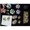 Image 4 : Large lot of Earrings – lots of floral patterns