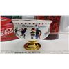 Image 4 : 2 Christmas tins - 1 Coca-Cola &  decorative "2000" dish
