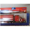 Image 2 : Canada Post truck in box