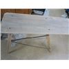 Image 3 : ironing board