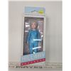 Image 1 : Hillary Clinton figure