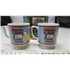 Image 2 : Maxwell house tin & 2 matching coffee cups