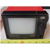 Image 7 : Vintage 4"x5" Deluxe Portable TV - Model: KT-1045