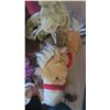 Image 5 : assorted stuffed animals