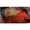 Image 4 : assorted kids clothes, toys and halloween costumes