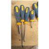 Image 2 : set of screwdrivers