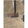 Image 2 : Sledgehammer and axe