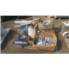 Image 1 : pallet of assorted electrical hardware