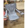 Image 4 : 317 – 3 Folding Camp Chairs, 1 Lounging
