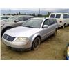 Image 2 : 2001 Volkswagen Passat Station Wagon Has Keys VIN WVWVD23B61E312282