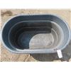 Image 2 : 51.5"x 31.5"x25" Plastic tub/Trough