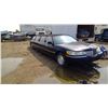 Image 2 : 1999 Lincoln Town Car Limosine 1L1FM81W7XY604833 (has keys) SOLD AS IS
