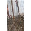 Image 3 : lot of rakes, shovel, pitchfork, hoe, etc.