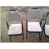 Image 2 : 4 folding chairs