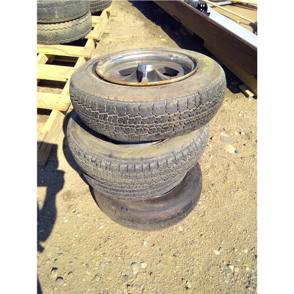 4 Keystone Klassic rims and tires 4 bolt, 03-1519-6