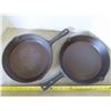 Image 1 : 2 10" Cast Iron Fry Pans