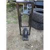 Image 1 : press with 12 ton hydraulic jack